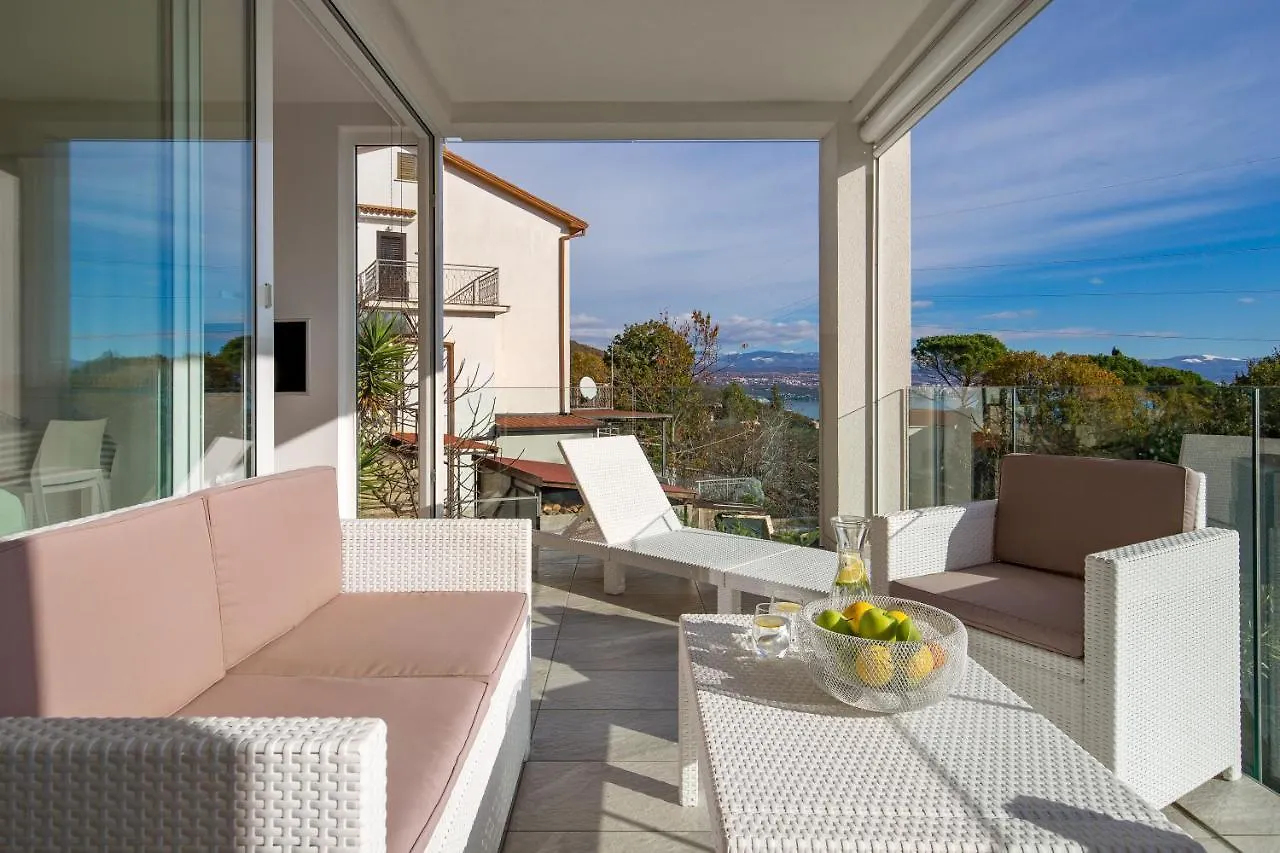Apartment Mara Opatija With Rooftop Swimming Pool