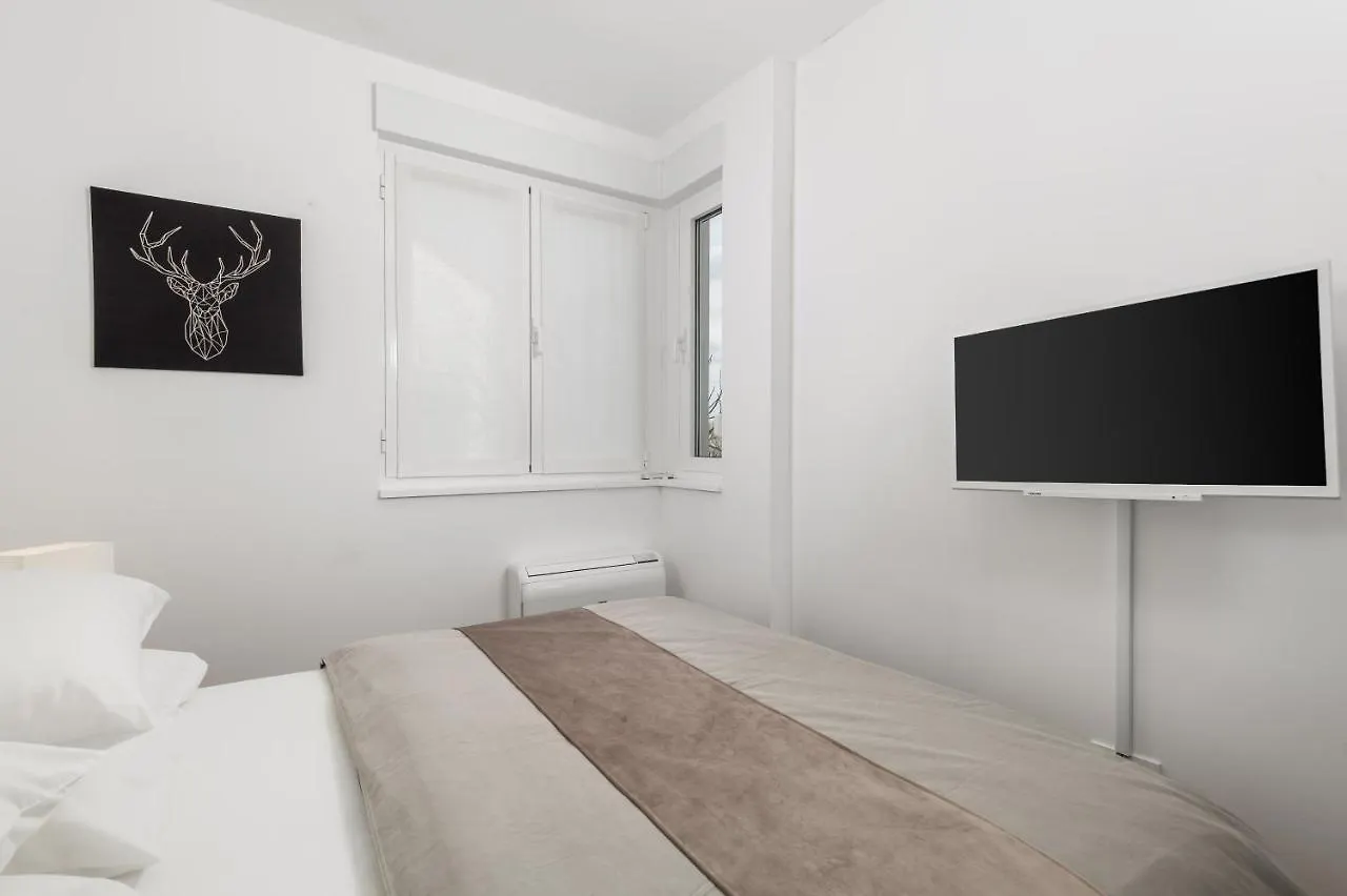 Apartment Mara Opatija With Rooftop Swimming Pool